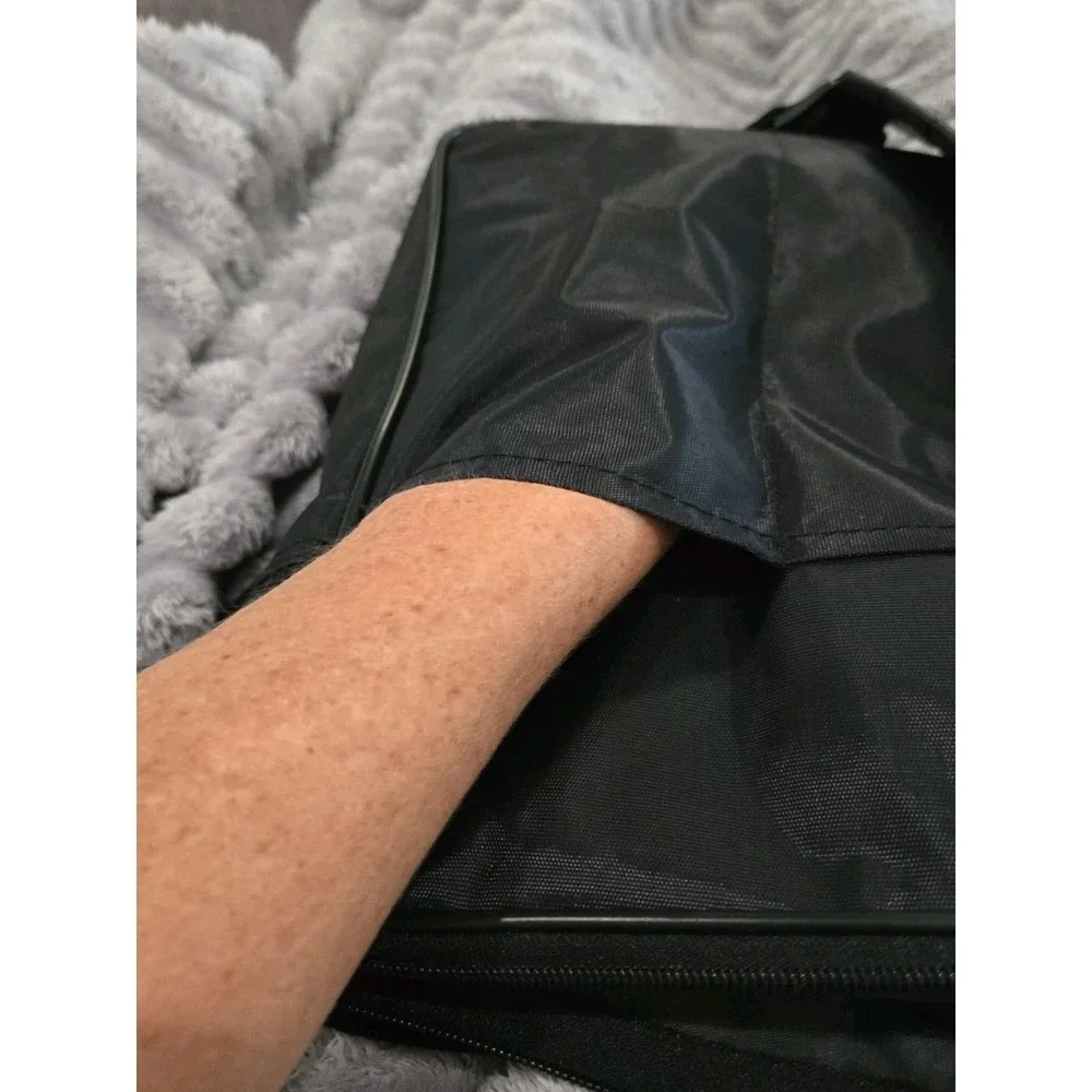 American Tourister Fold & Go Storage Travel Duffle Convertible Communter Bag EUC